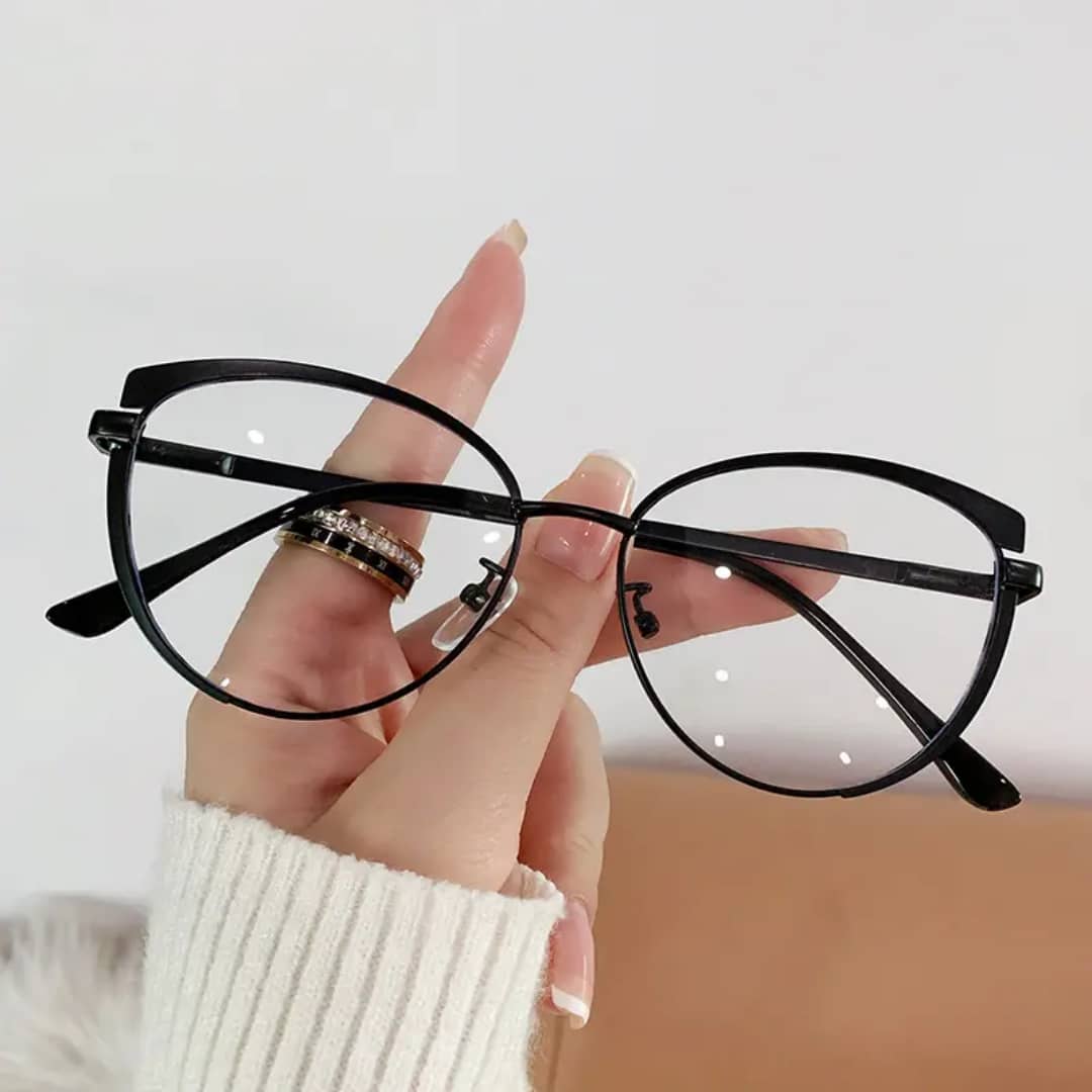 Photochromic vintage cate eye