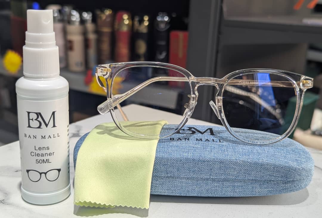 Transperent frame photochromic glasses