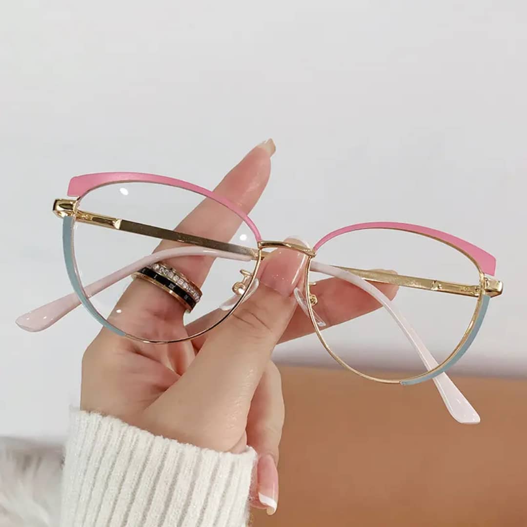 Photochromic vintage cate eye