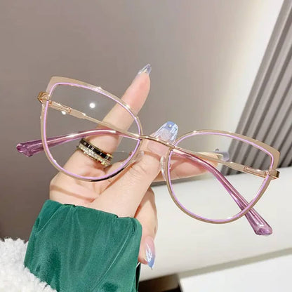 Cat eye PC